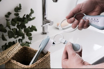 Beaba Набор: щипчики для ногтей, термометр, расческа с щеткой