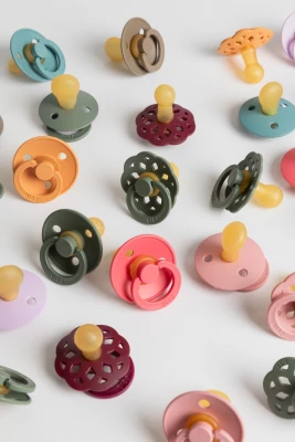 Пустышка латексная BIBS Colour - Sand, 0+ мес.